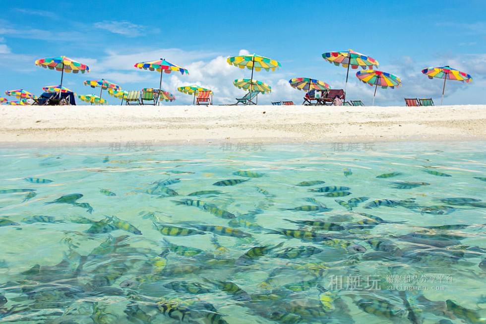 普吉游艇俱樂(lè)部（Boat Lagoon Marina）→閣朗艾島→蛋島→納卡島→普吉游艇俱樂(lè)部