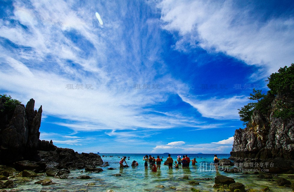 普吉游艇俱樂(lè)部（Boat Lagoon Marina）→閣朗艾島→蛋島→納卡島→普吉游艇俱樂(lè)部