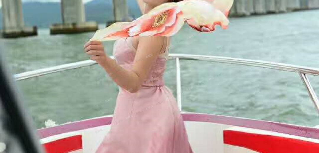 23英尺運(yùn)動快艇